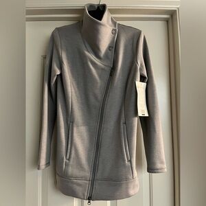 Lucy Hatha asymmetrical zip Jacket in Silver Filigree Heather color.